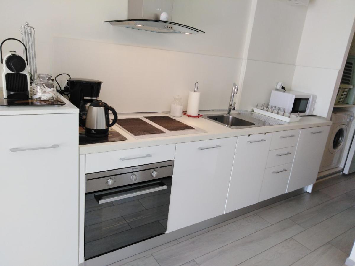 Le Palais Du Tropique Appartement Vue Mer 5E Etage Avec Ascenseur Juan-les-Pins Bagian luar foto